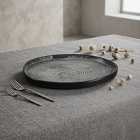 Ensemble d'assiettes à dîner en céramique et porcelaine noires irrégulières ST, 8 pouces, vaisselle artistique, fournitures hôtelières, salle de banquet, usage intensif