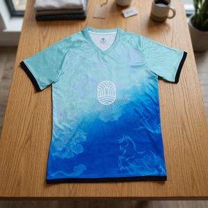 Uniforme de badminton pour hommes adultes à manches courtes et col en V, respirant, écologique, 100% polyester, séchage rapide, logo personnalisé professionnel - Product Image 3