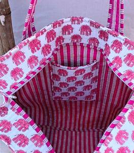 Bolso Tote Reversible de Algodón Acolchado con Estampado de Elefantes, Estilo Kantha, para Viajes y Compras - Product Image 3