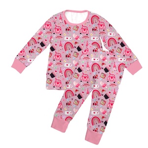 Conjunto de Pijamas de Seda de Leche Lavables con Estampado Personalizado de 2 Piezas para Niños, Estilo Familiar Navideño, Venta al por Mayor - Product Image 4