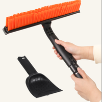 Pelle extensible 3-en-1 avec grattoir ergonomique en mousse, brosse pivotante à poils en silicone et raclette pour pare-brise de voiture