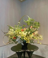 Composition florale artificielle en plastique résistant pour centre de table, imperméable, pour la décoration de la maison et des hôtels (vente en gros)