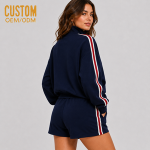 Conjunto de Sudadera de Cuello Alto de 2 Piezas para Mujer con Estampado Personalizado y Rayas Laterales Bordadas, y Pantalones Cortos Casuales con Cuello con Capucha y Costuras - Product Image 5