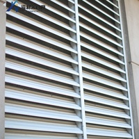 Système de persiennes en aluminium sur mesure, imperméable, pare-soleil, ventilation, volet pour entrepôt industriel et bâtiment moderne
