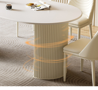 Cremefarbener Esstisch mit Sinterstein-Platte Hochwertiges Modernes Esszimmer-Set Einfacher Designer-Ellipsen-Esstisch zum Verkauf
