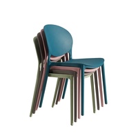 Chaise de salle à manger empilable en plastique moderne et contemporaine, chaises empilables pour salles d'attente, chaises ergonomiques pour hall d'entrée avec dossier incurvé