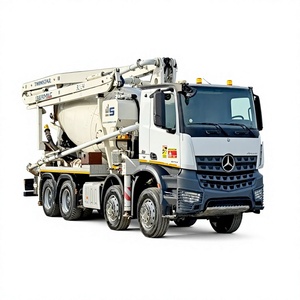 Camion Betoniera con Pompa Mercedes-Benz Arocs 3743 Bianco 8x4 con Braccio Telescopico e Elevato Momento di Carico - Product Image 1
