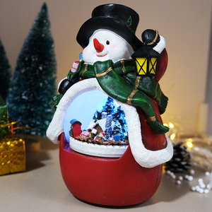 <span class=keywords><strong>Tren</strong></span> pequeño de rotación navideña, decoración creativa para el hogar, adornos de resina para Navidad - Product Image 6