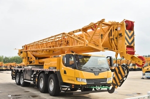 Grue de camion polyvalente QY100K5C, capacité de 100 tonnes, hauteur totale de 68,1 m pour la construction routière, qualité supérieure - Product Image 3