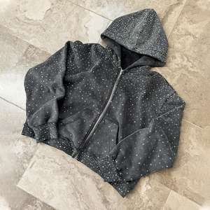 Yingling <b>Hoodie</b> Custom Zipped Cropped Blank 500 Gsm <b>Hoodie</b> Manufacturer Cotton Pullover Heavyweight Zip up Rhinestone <b>Hoodie</b> <b>Men</b> - Product Image 3