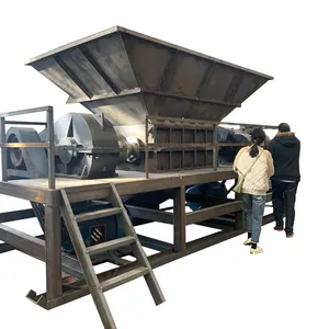 1400 shredder machine for Waste clothes recycling export to Egypt
