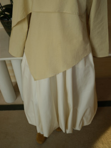 Willson Wholesale Chemise 穆斯林长袍穆斯林女式上衣长袖休闲亚麻棉质朴素不对称自然风穆斯林衬衫 - Product Image 3