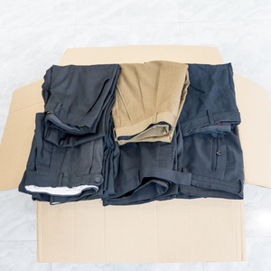 Fournisseur de balles de vêtements vintage balles de vêtements d'occasion de qualité A + d'Australie - Product Image 2