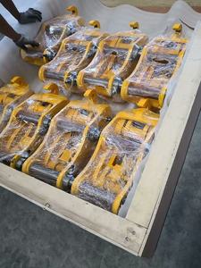 Accouplement rapide Takeuchi Certification CE/ISO9001 10% <span class=keywords><strong>Promotion</strong></span> Industrie de la construction Roulement à noyau applicable <span class=keywords><strong>Attelage</strong></span> rapide - Product Image 3