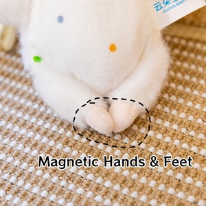 Joli jouet en peluche magnétique en forme d'animal moelleux, breloque de sac magnétique chat de dessin animé, porte-clés, ornement pour sac quotidien de fille, décoration maison et <span class=keywords><strong>cuisine</strong></span> - Product Image 2