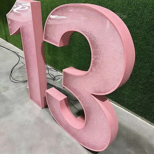 Insegna Luminosa a LED a Forma di Diamante, Lettere Giganti Autoportanti da 4 Piedi, Numeri Personalizzati in Metallo, Logo 3D LED Rosa Acceso - Product Image 3