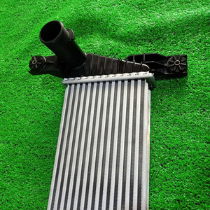 Chất Lượng Hoàn Hảo Nước <span class=keywords><strong>Intercooler</strong></span> EB3G9L440EA EB3G-9L440-EA U213-13-550 Tự Động Động Cơ <span class=keywords><strong>Intercooler</strong></span> Cho Ford Phạm Vi - Product Image 6