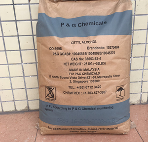 Alcohol Cetílico C16H34O, Alcohol Graso en Escamas Sólidas, Utilizado en Cosméticos, Lubricantes y Formulaciones Industriales - Product Image 3