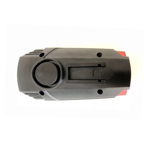 B2迷你隐藏GPS跟踪太阳能供电USB自行车前灯Gps跟踪器自行车 - Product Image 4