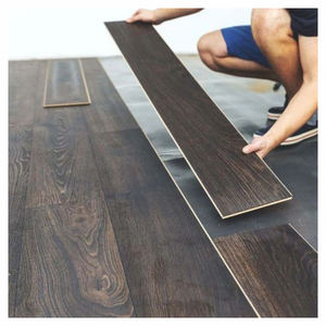 Pisos de Vinilo SPC con Aspecto de Madera de Fácil Mantenimiento, Sistema de Clic Unilin, SPC/PVC LVT - Product Image 1