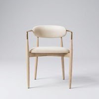 Chaise de salle à manger moderne personnalisée, nouveau design, cadre conique de luxe, acier tubulaire, bois massif, courbe en forme de croissant, chaise de salle à manger commerciale