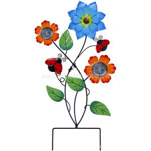 Adorno Metálico para Jardín con Flores Coloridas y Mariquitas para Decoración Exterior - Product Image 2