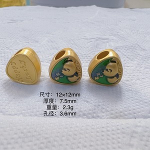 Cuentas triangulares de aleación con diseño de panda, proceso de goteo de aceite, accesorios de joyería DIY para ropa de estilo chino - Product Image 2