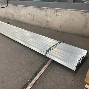 ท่อเหล็กชุบสังกะสี ERW ขนาด 2x4 นิ้ว ยอดขายดีที่สุด พร้อมใบรับรอง JIS/GS/TISI/BIS สำหรับการผลิตชิ้นส่วนเครื่องจักรกลและการเชื่อม - Product Image 1