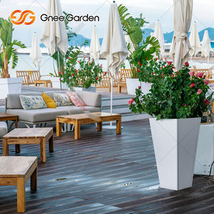 Jardinera Cuadrada de Acero con Estilo Rústico Americano para Uso en Interiores y Exteriores - Product Image 6