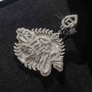 จี้โมอิสซาไนต์แบบวินเทจสั่งทำพิเศษ ประดับเพชรแบบ Iced Out เงินสเตอร์ลิง VVS สไตล์ฮิปฮอป สร้อยคอพร้อมจี้สลักอักษรย่อตามสั่งสำหรับผู้ชาย - Product Image 5