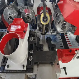 Nieuwkomers Vier Zijde Houtdikte Schaaf 5 Spindels 4 Kop Moulder