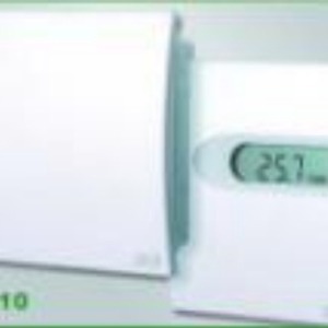 Transmetteur de température intérieure E+E EE10-T pour CVC, 1 capteur, matériau isolant - Product Image 1