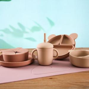 BPA 프리 유기농 식품 등급 실리콘 재사용 가능 사계절용 긴팔 아기 방수 턱받이 세트 - Product Image 6