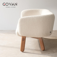 Canapé Chesterfield trois places au design scandinave, rembourré et recouvert de tissu, pour salon et zones de réception