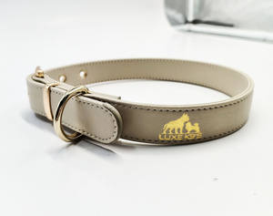 Collar de perro de cuero vegano suave ajustable con logotipo dorado personalizado, beige, marrón, sólido, de lujo - Product Image 3