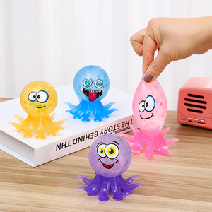Juguete antiestrés de <span class=keywords><strong>pulpo</strong></span> con ventosa, con polvo dorado y expresión divertida, ideal para puestos de mercado nocturno - Product Image 3