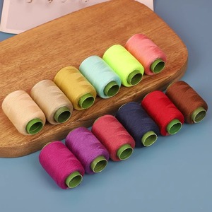 Fils à coudre en polyester multicolores durables pour la couture à la main et l'usage domestique - Product Image 1