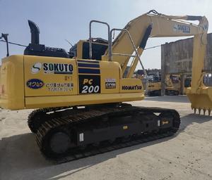 Offres spéciales Excavatrice sur chenilles Komatsu PC200-8 d'occasion de 20 tonnes Excavatrices Komatsu PC200-8 d'occasion avec un bon équipement - Product Image 3
