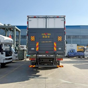 Camión Frigorífico Diésel 6x4 Marca CLW, Camión Refrigerado de 20 Toneladas para Transporte de Pescado Congelado y Helado - Product Image 6