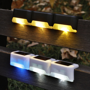 ไฟส่องบันไดกลางแจ้งพลังงานแสงอาทิตย์แบบติดผนัง LED กันน้ำ สำหรับสวน ระเบียง รั้ว - Product Image 1