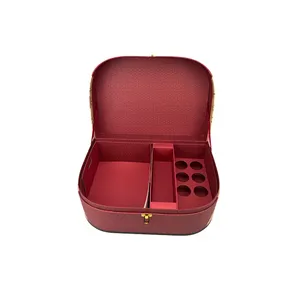 صندوق من الورق المقوى الأحمر مخصص صندوق هدايا للخمر والجوارب والقمصان صندوق زجاجي بشعار من رقائق الذهب لتغليف الهدايا