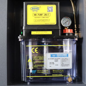 Классический Лидер продаж VMC1160 алюминиевый профиль <span class=keywords><strong>CNC</strong></span> машина центр 5-осевой <span class=keywords><strong>CNC</strong></span> мельница машина - Product Image 6