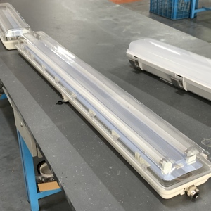 Lámpara LED a Prueba de Explosiones IECEx ATEX de Alta Resistencia, Material GRP, 2*18W, 100lm/w, Luz Lineal de 2 pies, IP66, Lámpara Fluorescente - Product Image 6