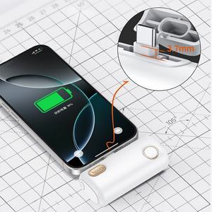 Banco de Energía Portátil de Emergencia 3 en 1 de 5000 mAh con Pantalla LED Digital de 22.5 W - Product Image 4