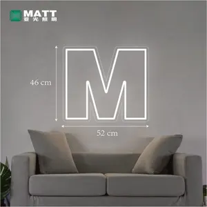 MATT 2023 fabrica 52 cm letras M doble línea decoraciones de luz dividida para tienda usando letrero de neón LED de interior personalizado