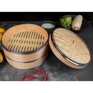 Vaporera de madera con anillo de acero inoxidable y cesta de bambú para cocinar dumplings, bao buns, dim sum, rice potstickers y comida asiática al vapor. - Product Image 2