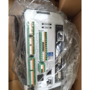 Sensor de Desplazamiento Lineal Keyence LS-9006 con Interfaz RS-232 para Medición en Electrónica Automotriz - Product Image 1