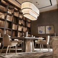 Ensembles de tables à manger rectangulaires de style italien de luxe personnalisables avec dessus en cuir et en marbre pour villas, hôtels, appartements