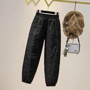 Women's Winter Lightweight Down Cotton Pants Warm Tapered Leg Lantern Pants Black White Casual Pants Micro Elasticity - Product Image 5