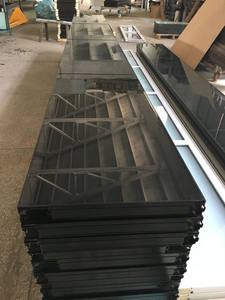 Panneau moderne en verre sans cadre <span class=keywords><strong>Porte</strong></span> <span class=keywords><strong>de</strong></span> <span class=keywords><strong>garage</strong></span> en alliage d'aluminium <span class=keywords><strong>sectionnelle</strong></span> automatique avec finition miroir <span class=keywords><strong>Ouverture</strong></span> <span class=keywords><strong>manuelle</strong></span> pour entrepôts - Product Image 3